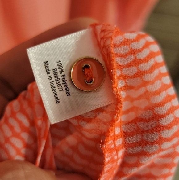 A.N.A Petite Medium PM Sheer Blouse Coral White Hearts Henley Roll Tab Sleeve - Picture 8 of 8